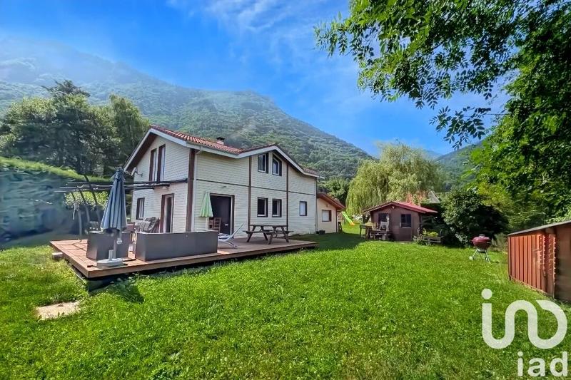 Maison - 135 m² - 7 pièces