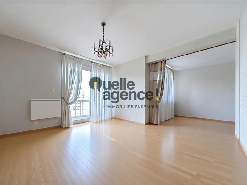 Appartement - 81 m² - 4 pièces