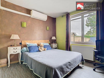 Maison - 194 m² - 7 pièces