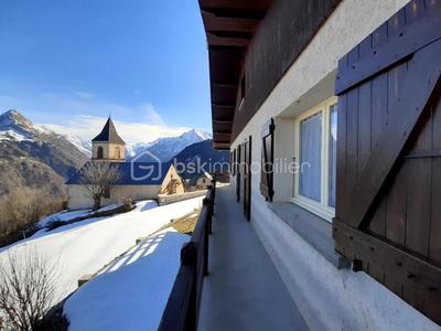 Maison - 96 m² - 5 pièces