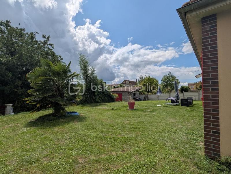 Maison - 90 m² - 5 pièces