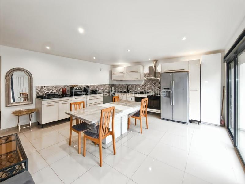 Maison - 156 m² - 6 pièces