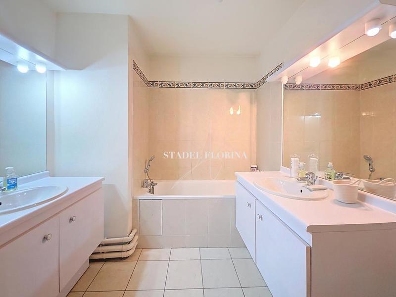 Appartement - 107 m² - 5 pièces