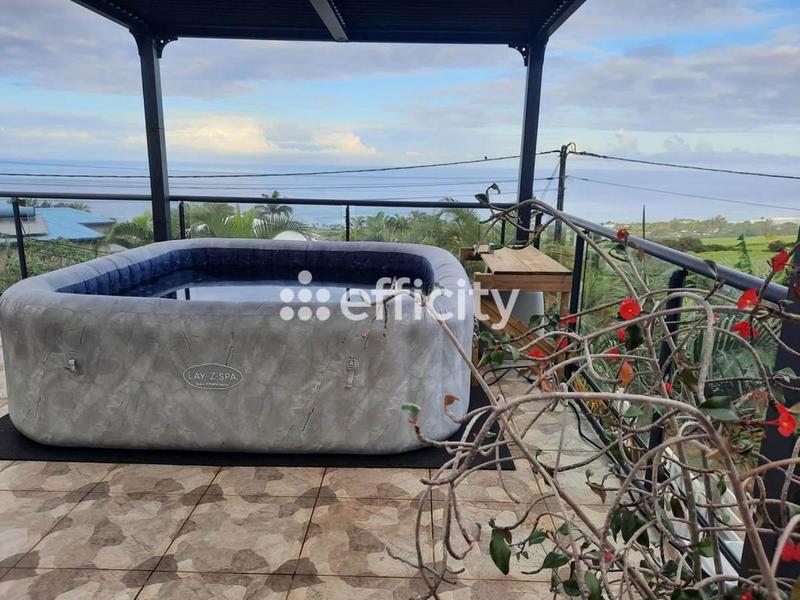 Maison - 301 m² - 12 pièces