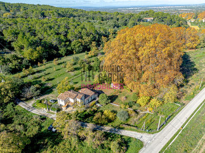 Maison - 177 m² - 7 pièces