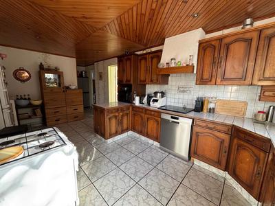 Maison - 196 m² - 6 pièces