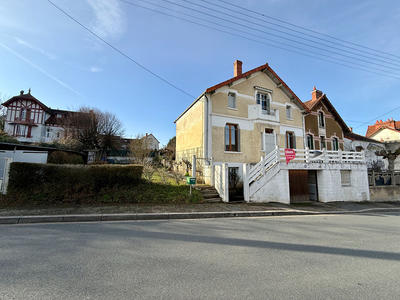 Maison - 92 m² - 5 pièces