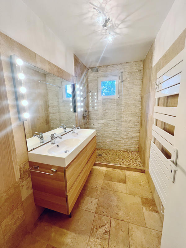 Villa - 107 m² - 4 pièces