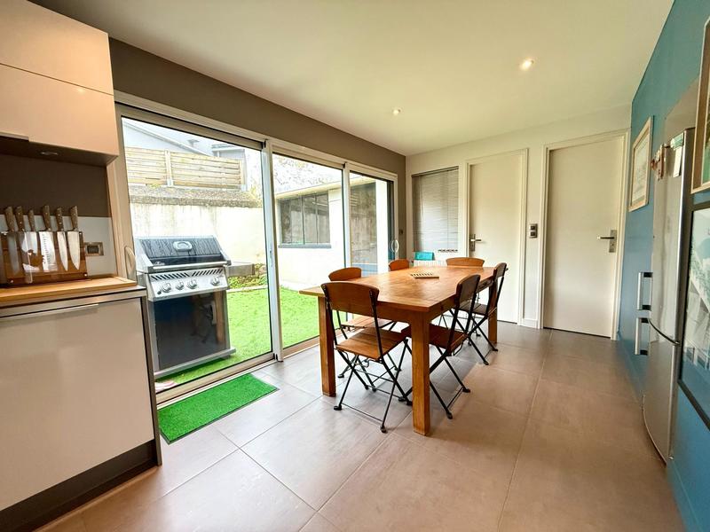 Maison - 91 m² - 5 pièces