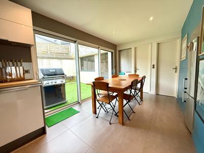 Maison - 91 m² - 5 pièces