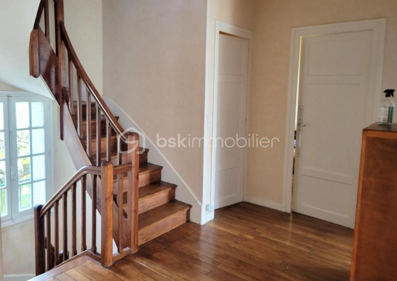 Maison de ville - 182 m² - 9 pièces