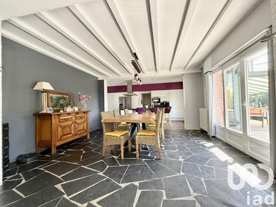 Maison - 300 m² - 7 pièces