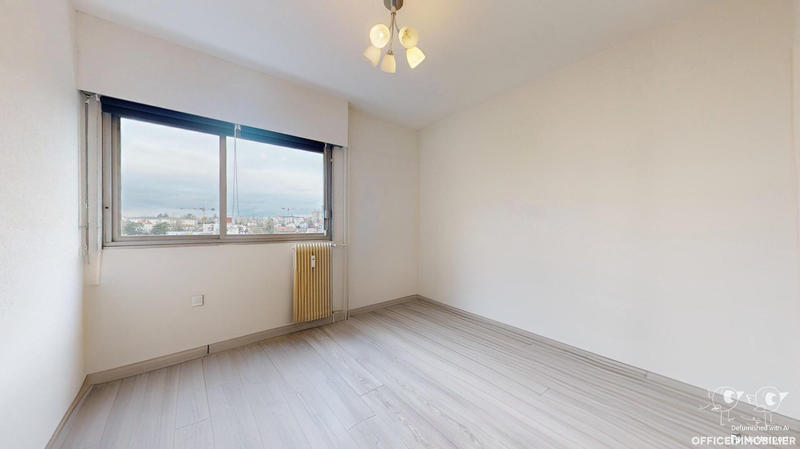 Appartement - 104 m² - 4 pièces