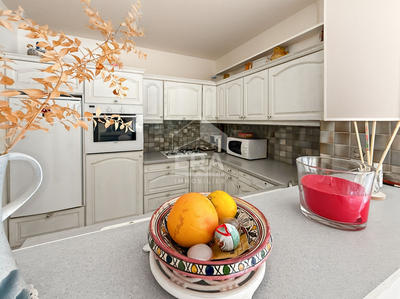 Appartement - 98 m² - 3 pièces