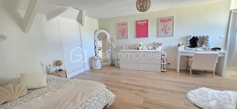 Demeure - 280 m² - 7 pièces