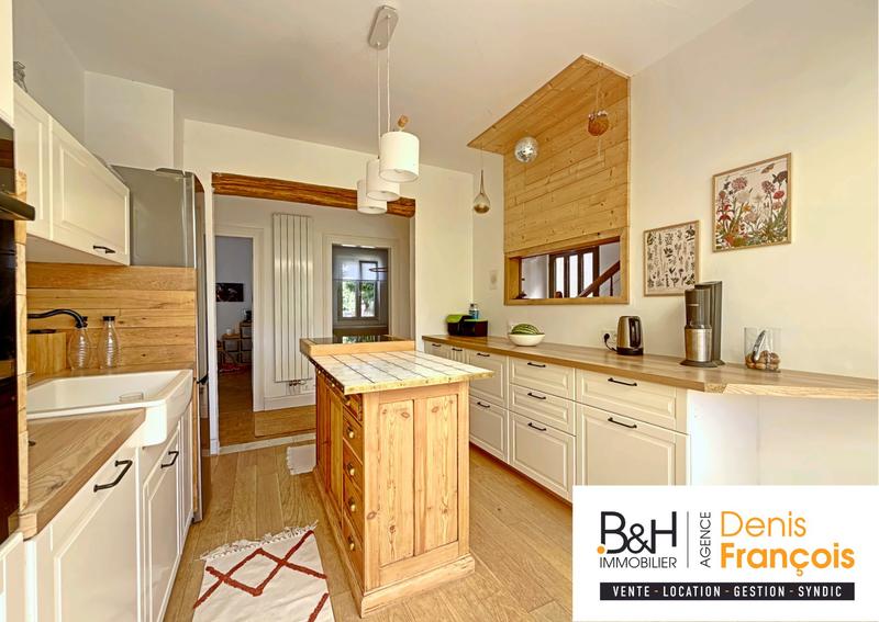 Maison - 126 m² - 6 pièces