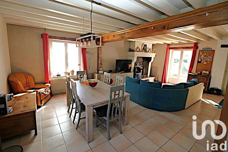 Maison - 137 m² - 6 pièces