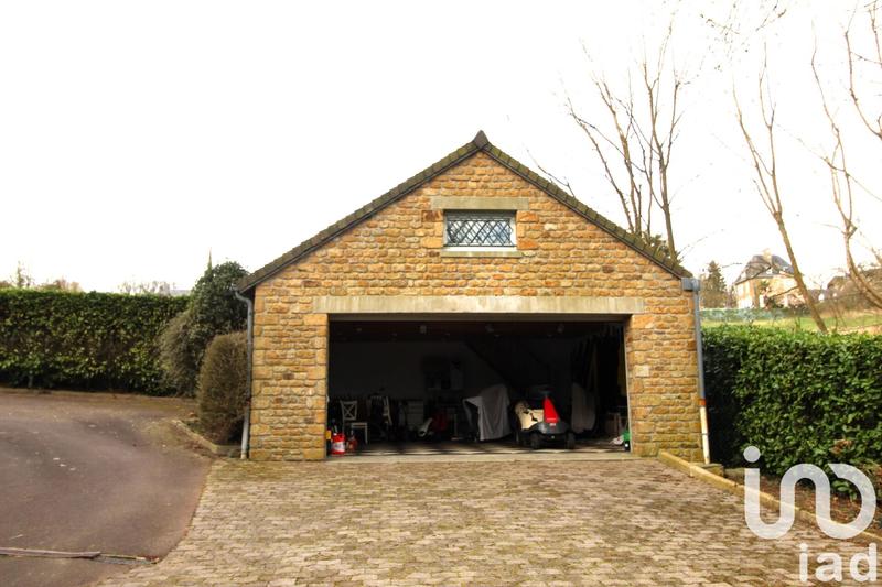 Maison de maîtres - 262 m² - 9 pièces