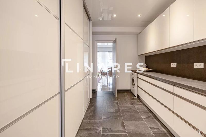 Appartement - 131 m² - 3 pièces