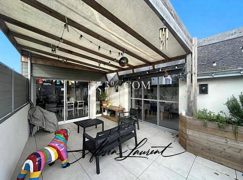 Maison - 103 m² - 6 pièces