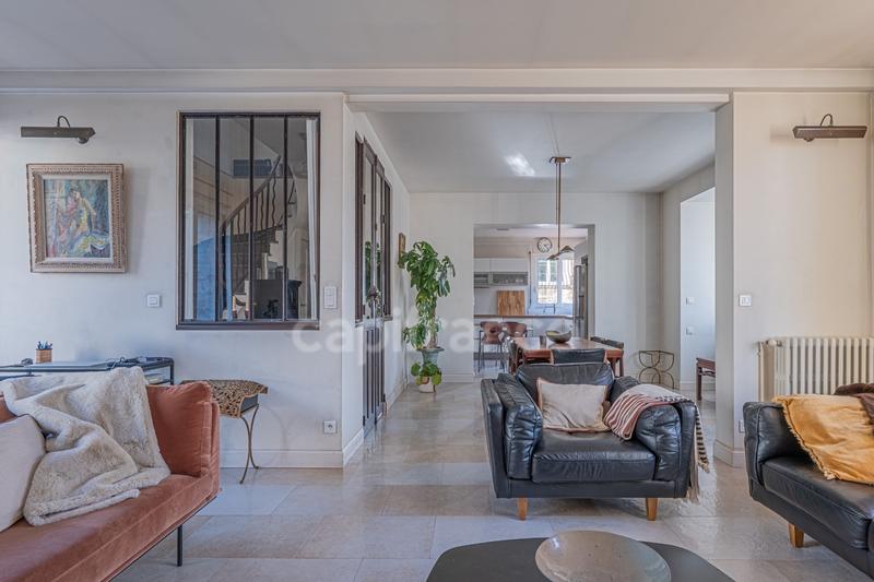 Demeure - 170 m² - 7 pièces