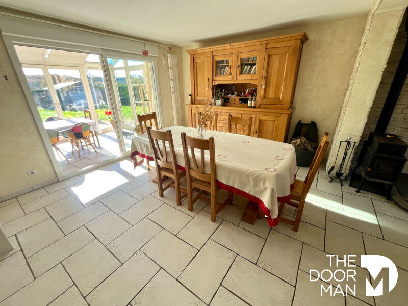 Maison - 171 m² - 7 pièces