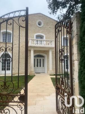 Maison - 209 m² - 8 pièces