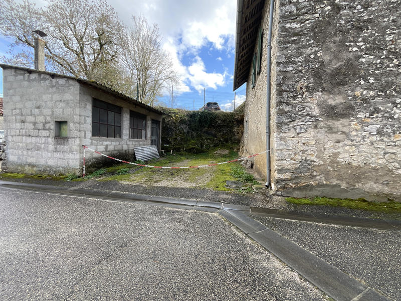 Maison de village - 80 m² - 4 pièces