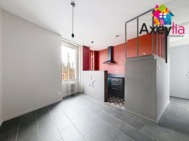 Maison - 85 m² - 4 pièces