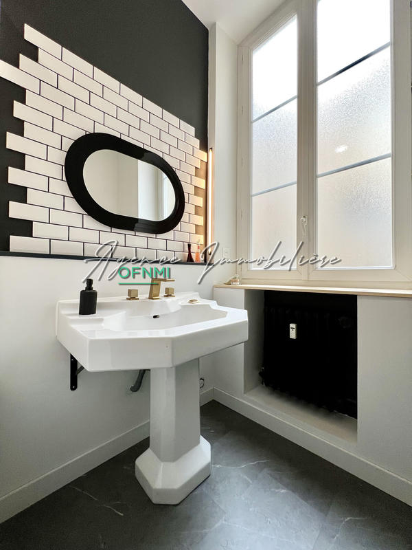 Appartement - 110 m² - 4 pièces