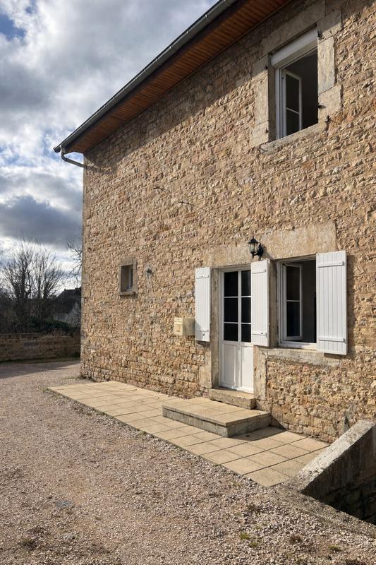 Appartement - 75 m² - 4 pièces