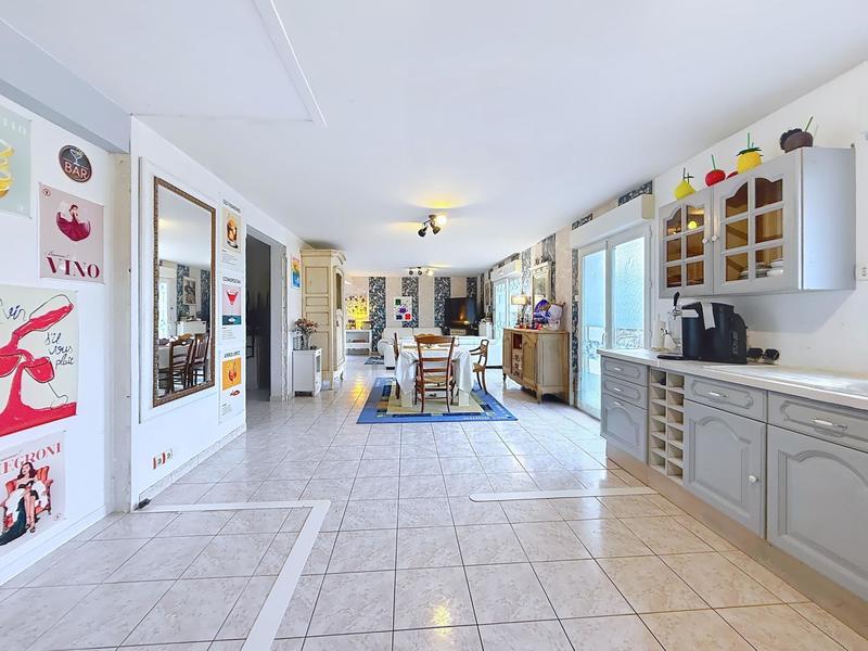 Maison - 158 m² - 5 pièces