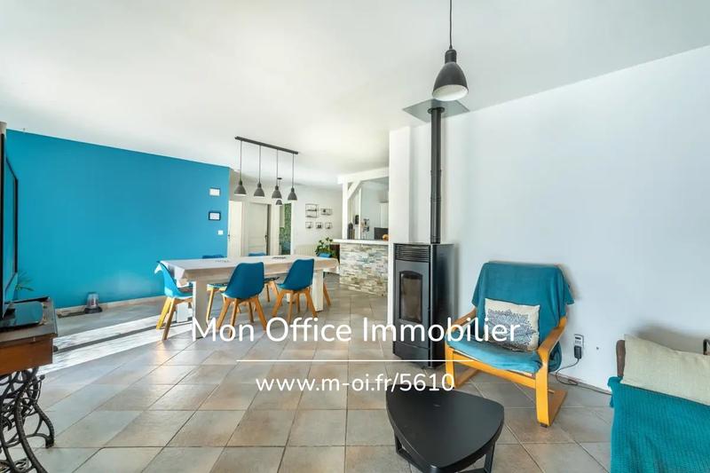 Maison - 140 m² - 6 pièces