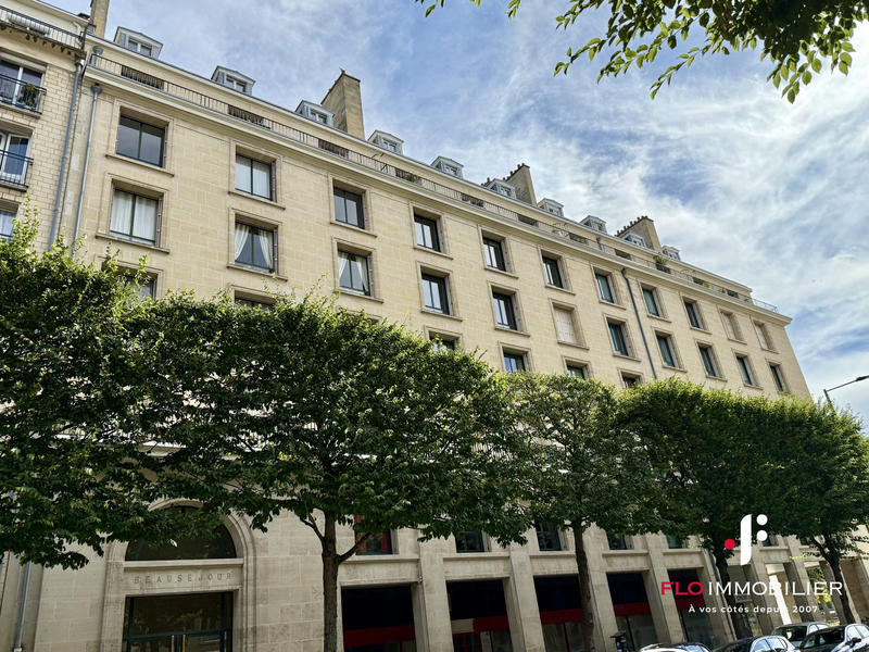 Appartement - 102 m² - 5 pièces