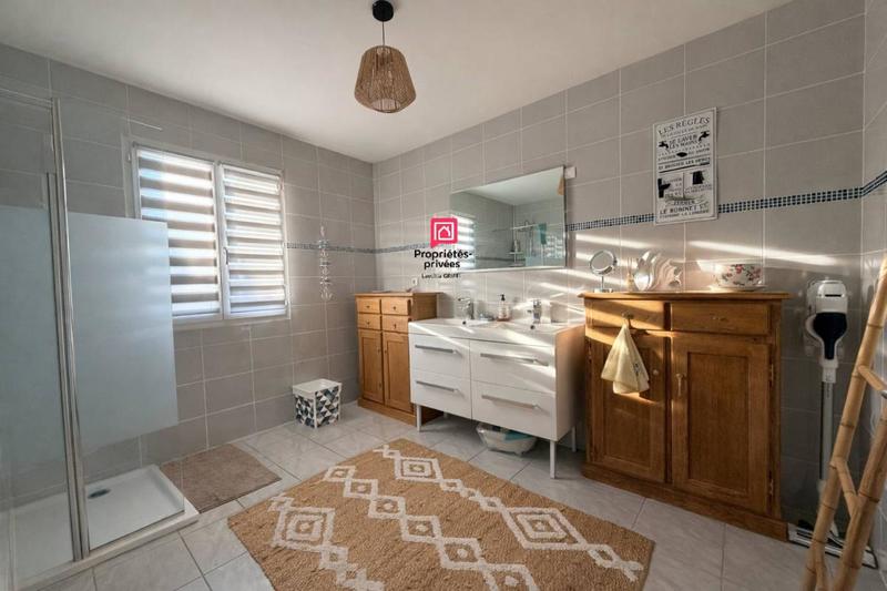 Maison - 144 m² - 5 pièces