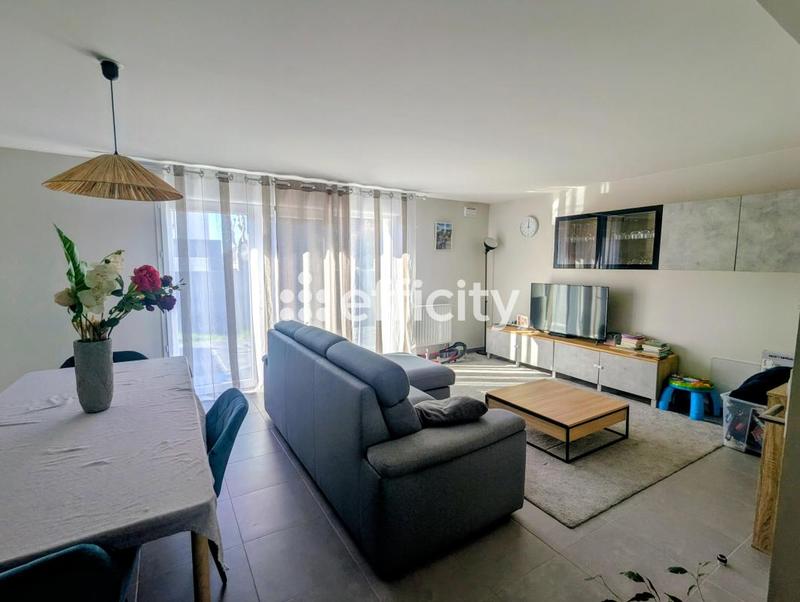 Maison - 95 m² - 5 pièces