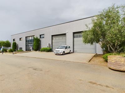 Local d'activités - 258 m²