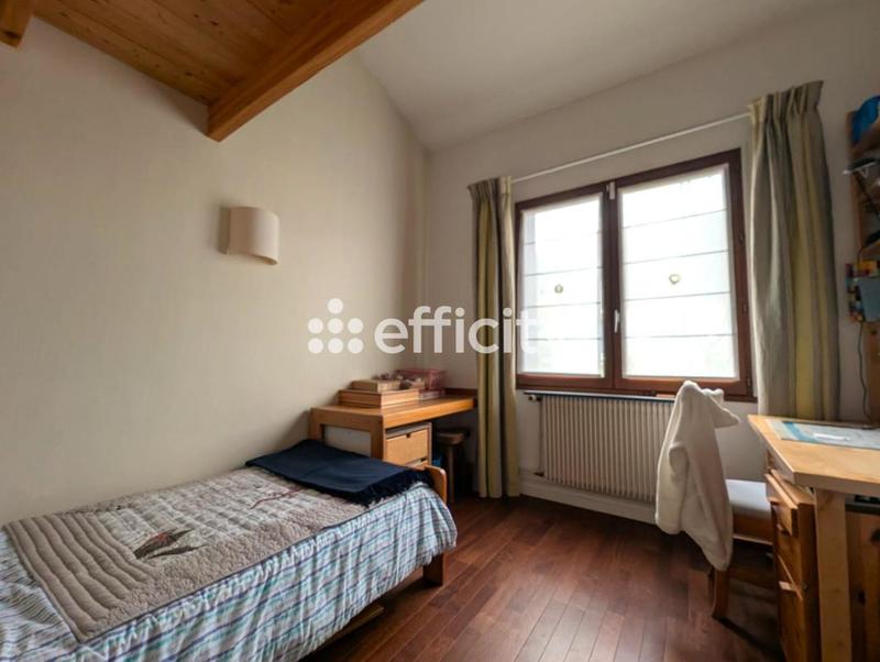 Maison - 175 m² - 7 pièces