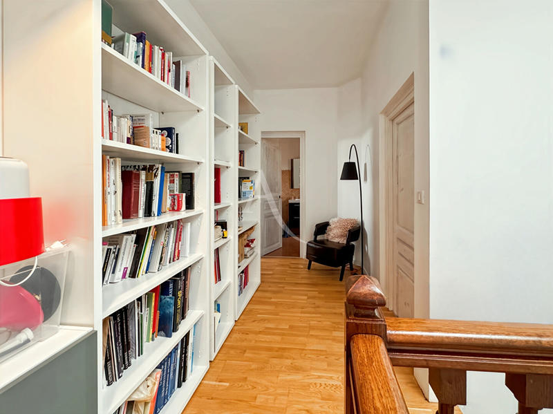 Maison - 193 m² - 6 pièces