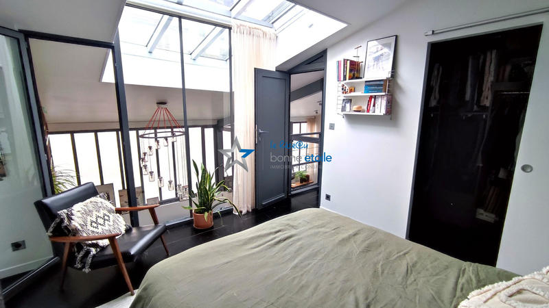 Loft - 83 m² - 3 pièces