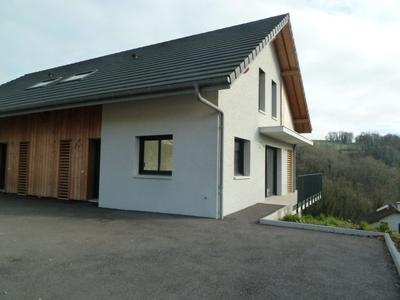 Maison - 139 m² - 5 pièces
