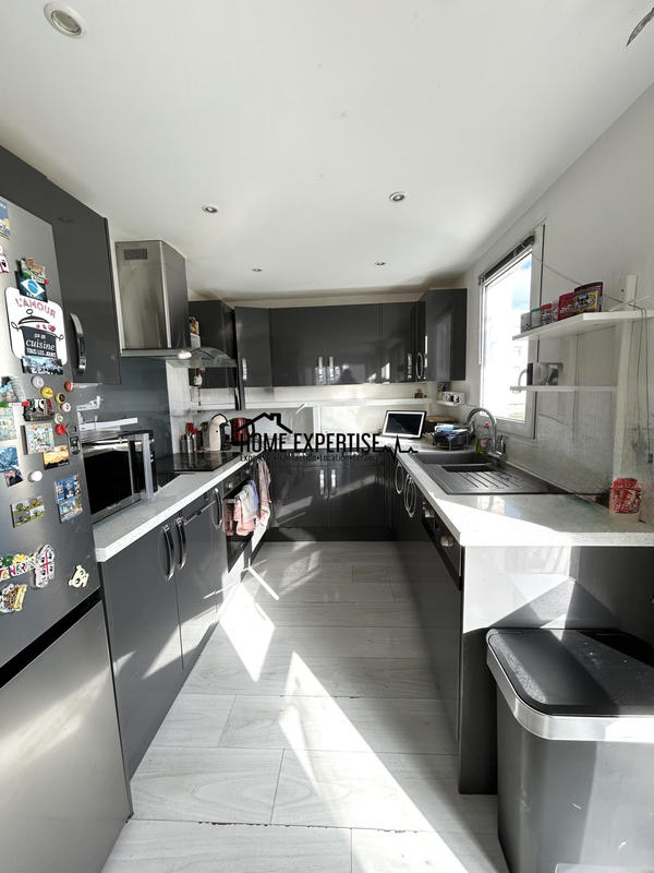 Appartement - 102 m² - 4 pièces