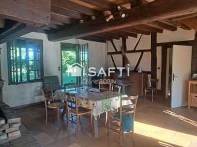 Maison - 186 m² - 9 pièces