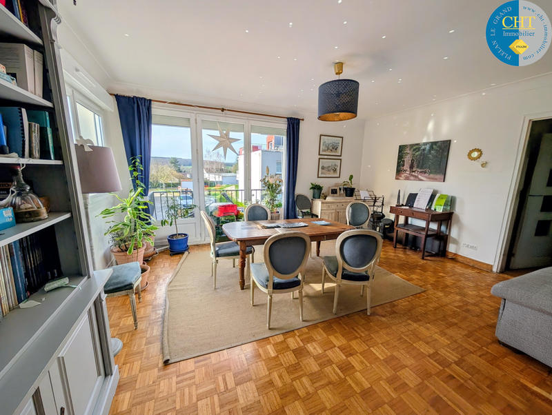 Maison - 143 m² - 7 pièces