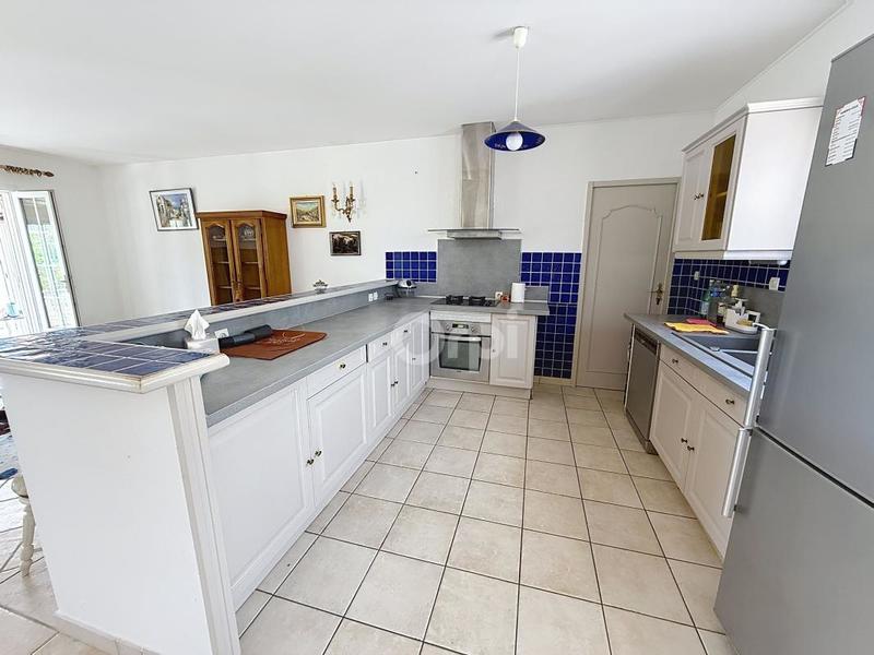 Maison - 110 m² - 4 pièces