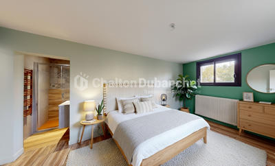 Maison - 245 m² - 9 pièces