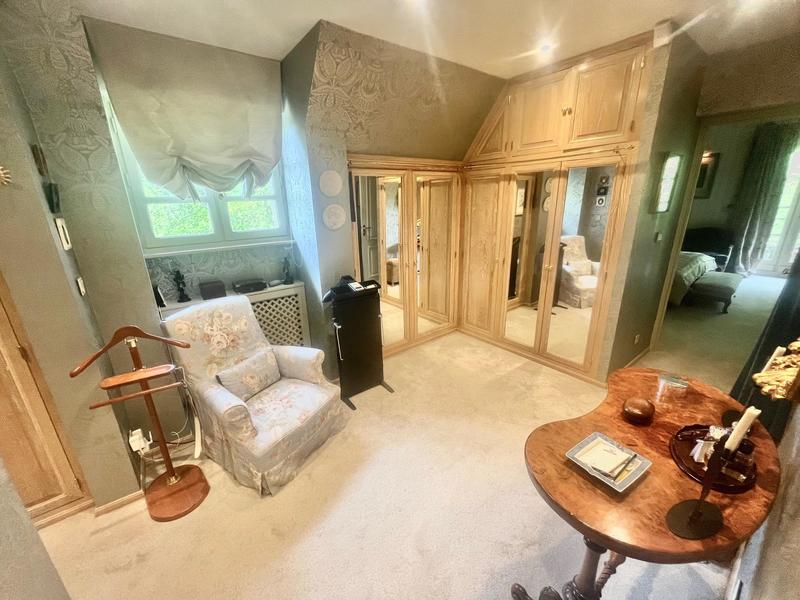 Maison d'architecte - 275 m² - 9 pièces