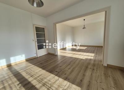 Maison - 89 m² - 4 pièces