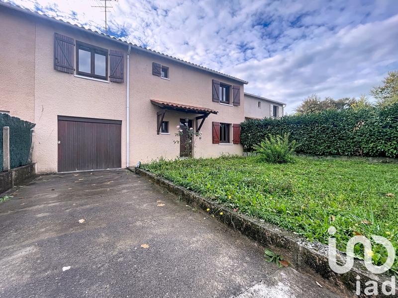 Maison - 90 m² - 4 pièces