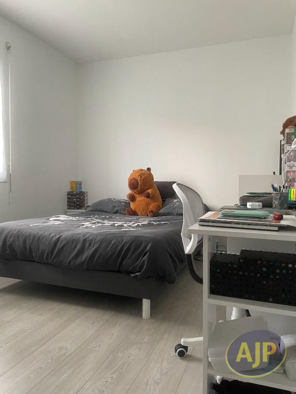 Maison - 83 m² - 4 pièces